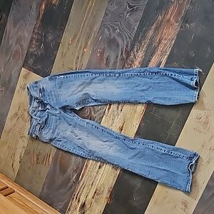 Levi jeans